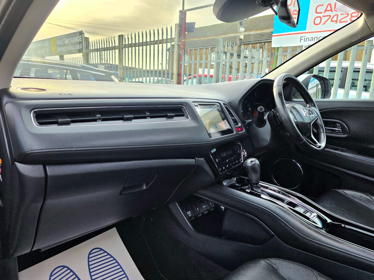 Used Honda HR-V 2015 for sale - 77023907: Photo 41