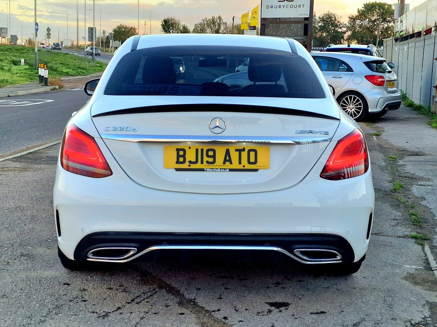 Used Mercedes-Benz C Class 2019 for sale - 76397271: Photo 9