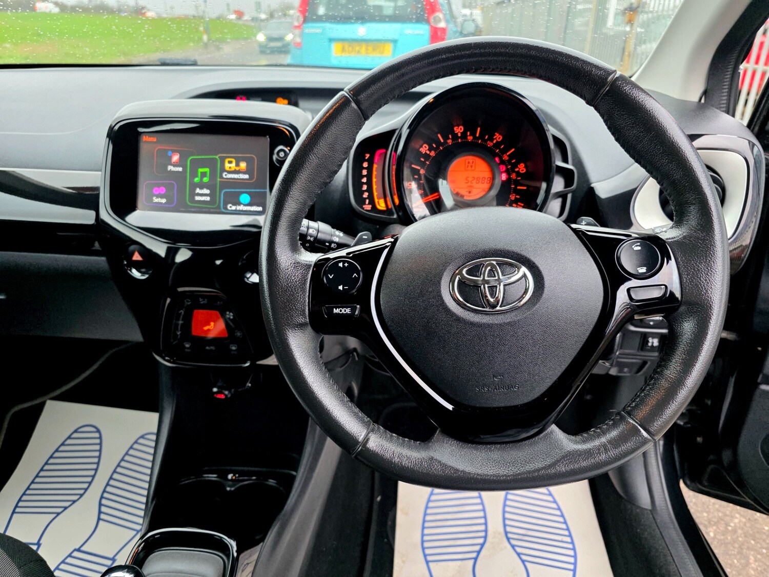 Used Toyota AYGO 2015 for sale - 77528443: Photo 21