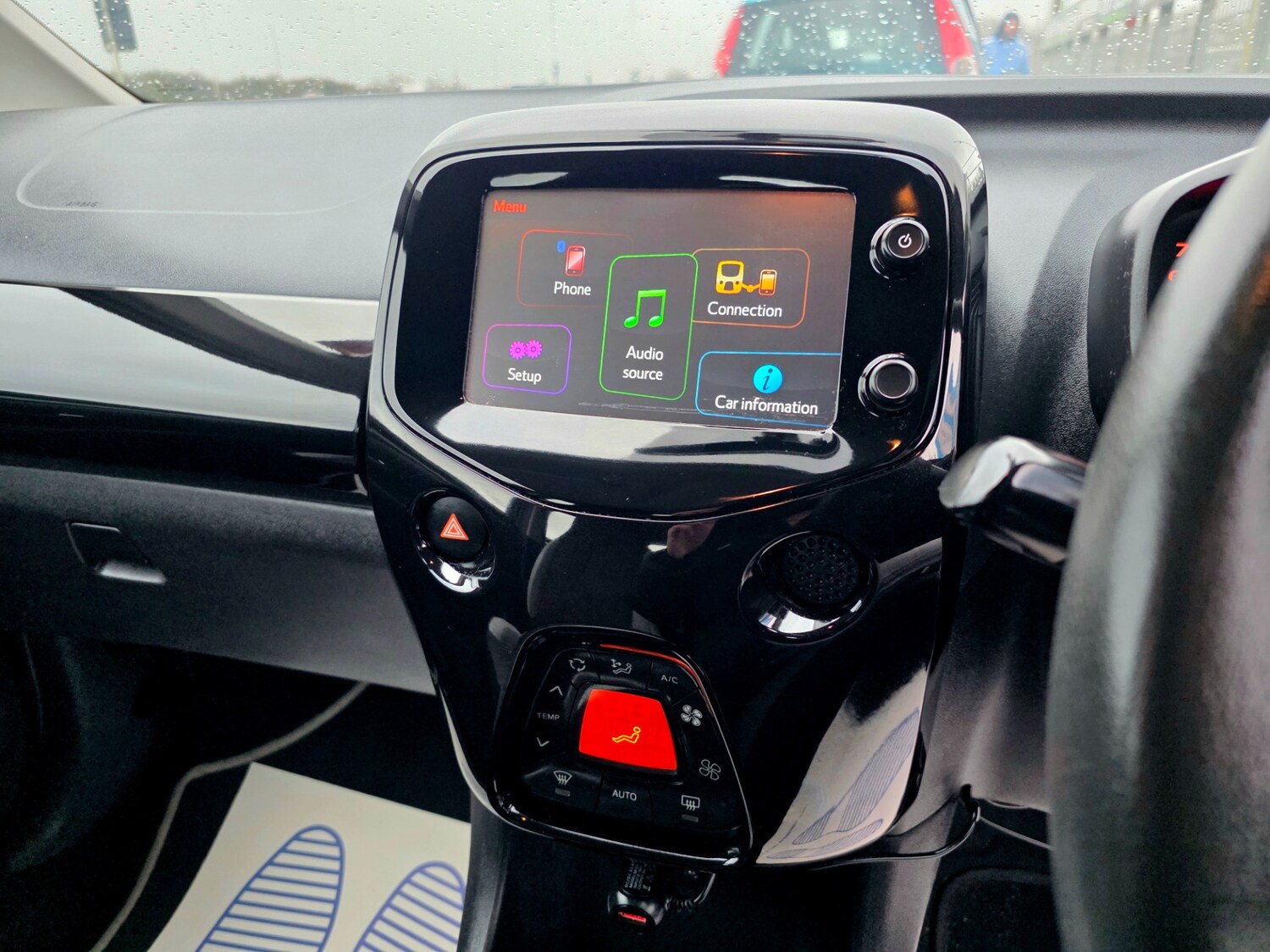 Used Toyota AYGO 2015 for sale - 77528443: Photo 28