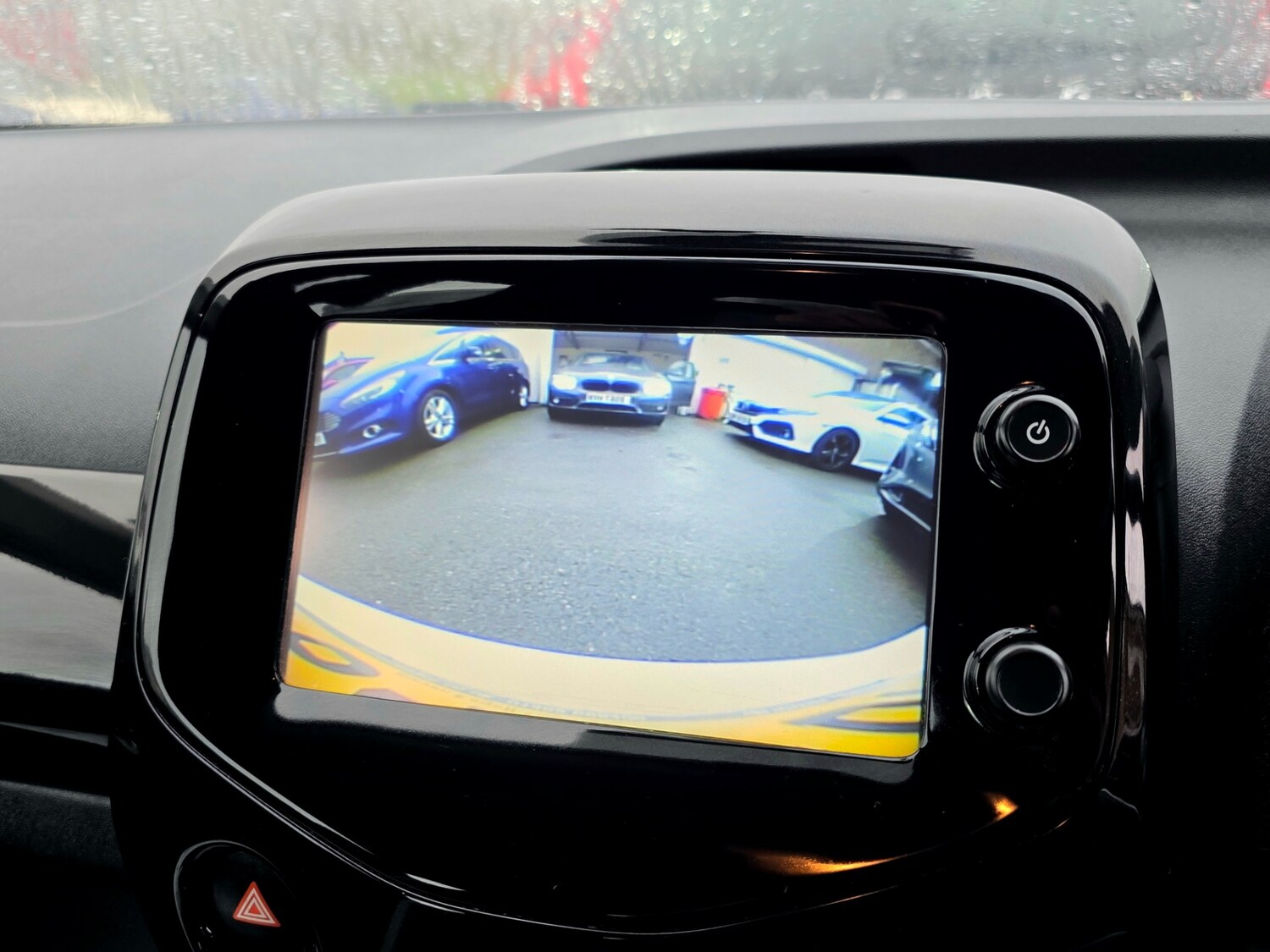 Used Toyota AYGO 2015 for sale - 77528443: Photo 29