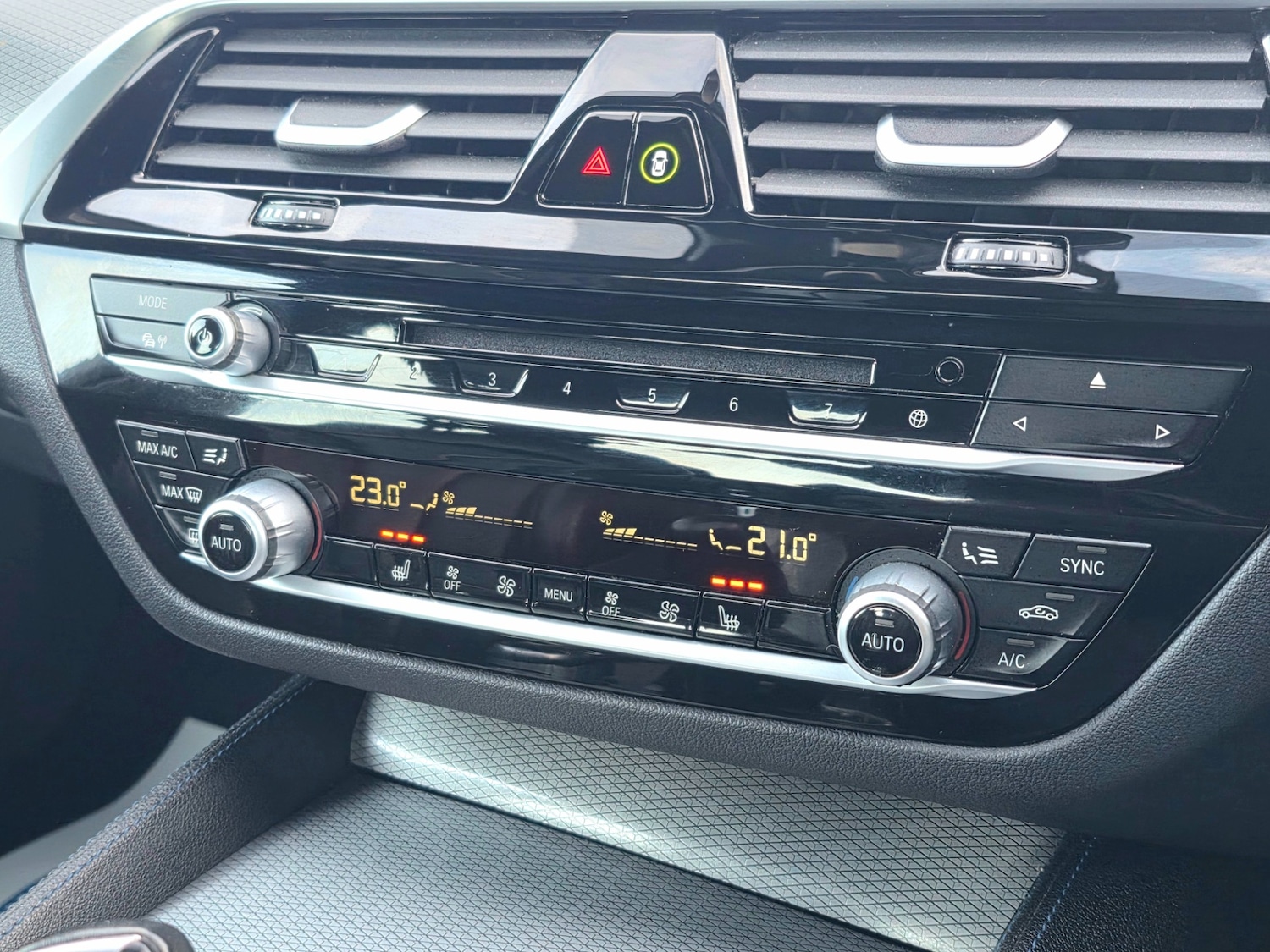 Used BMW 5 Series 2018 for sale - 77423822: Photo 32