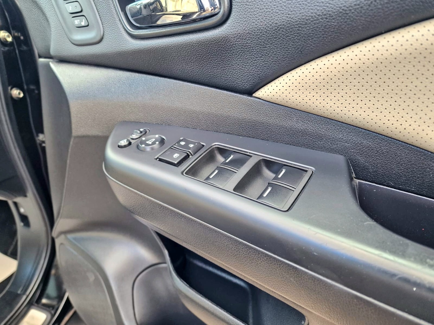 Used Honda CR-V 2015 for sale - 76379912: Photo 11