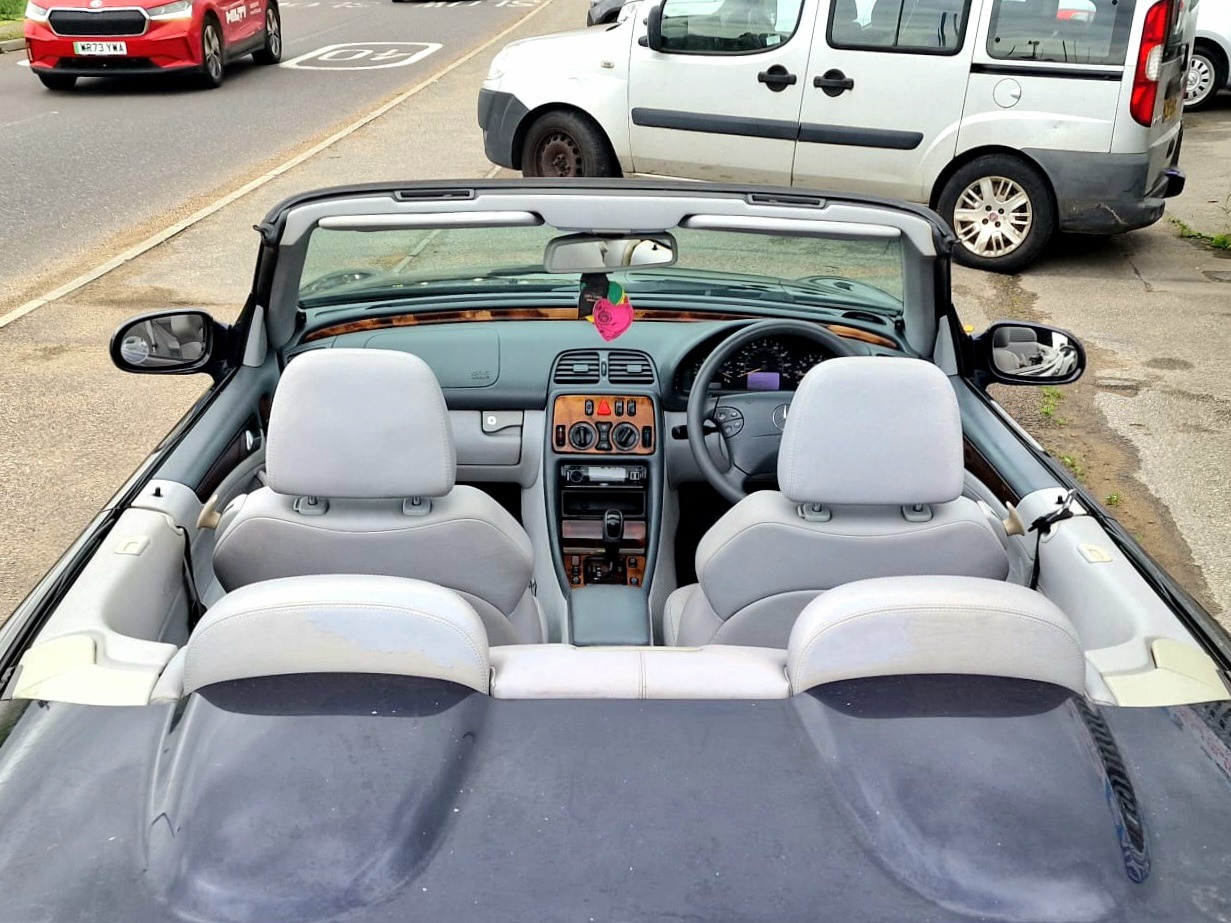 Used Mercedes-Benz CLK 2003 for sale - 76444368: Photo 11