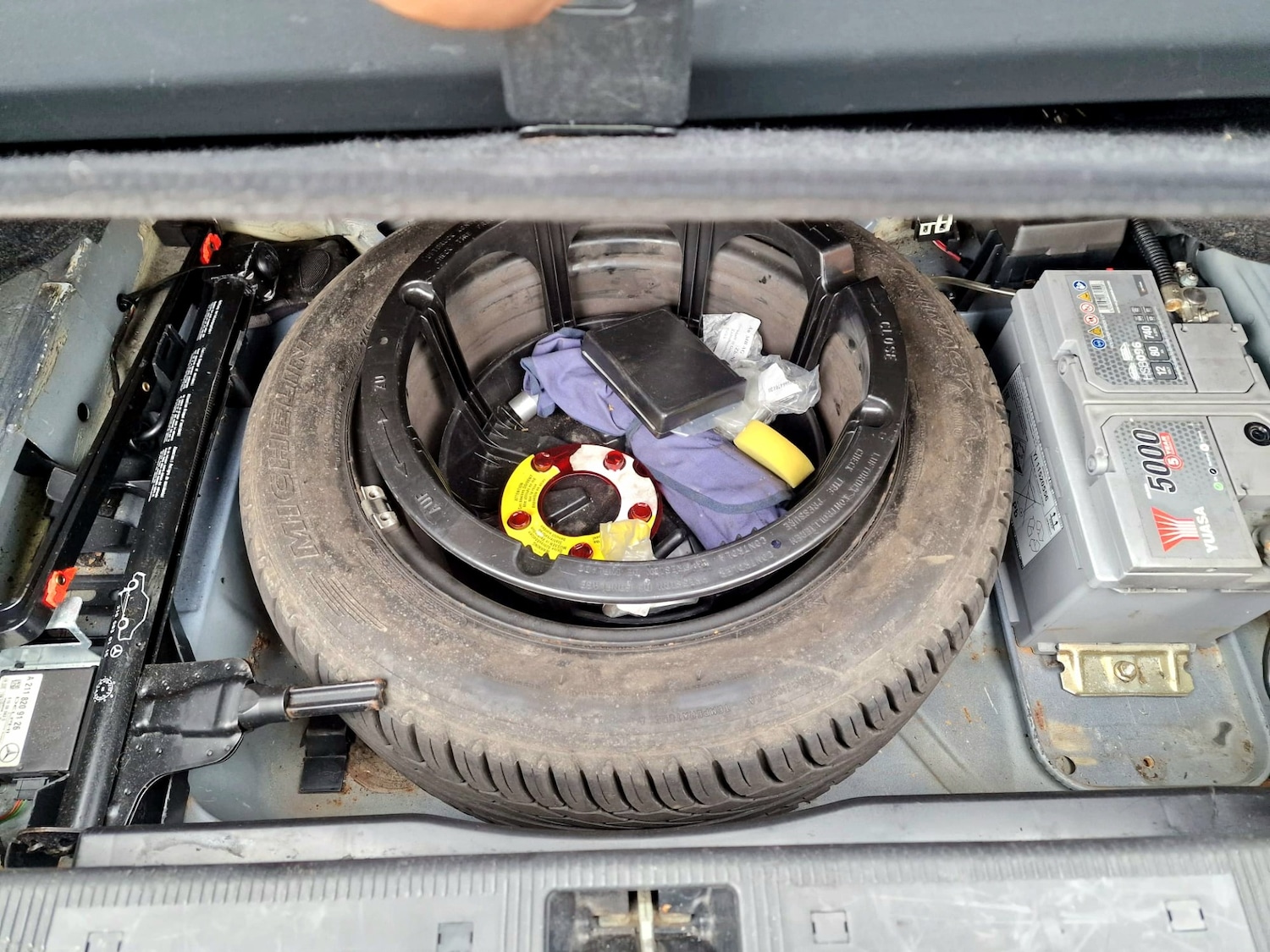 Used Mercedes-Benz CLK 2003 for sale - 76444368: Photo 31