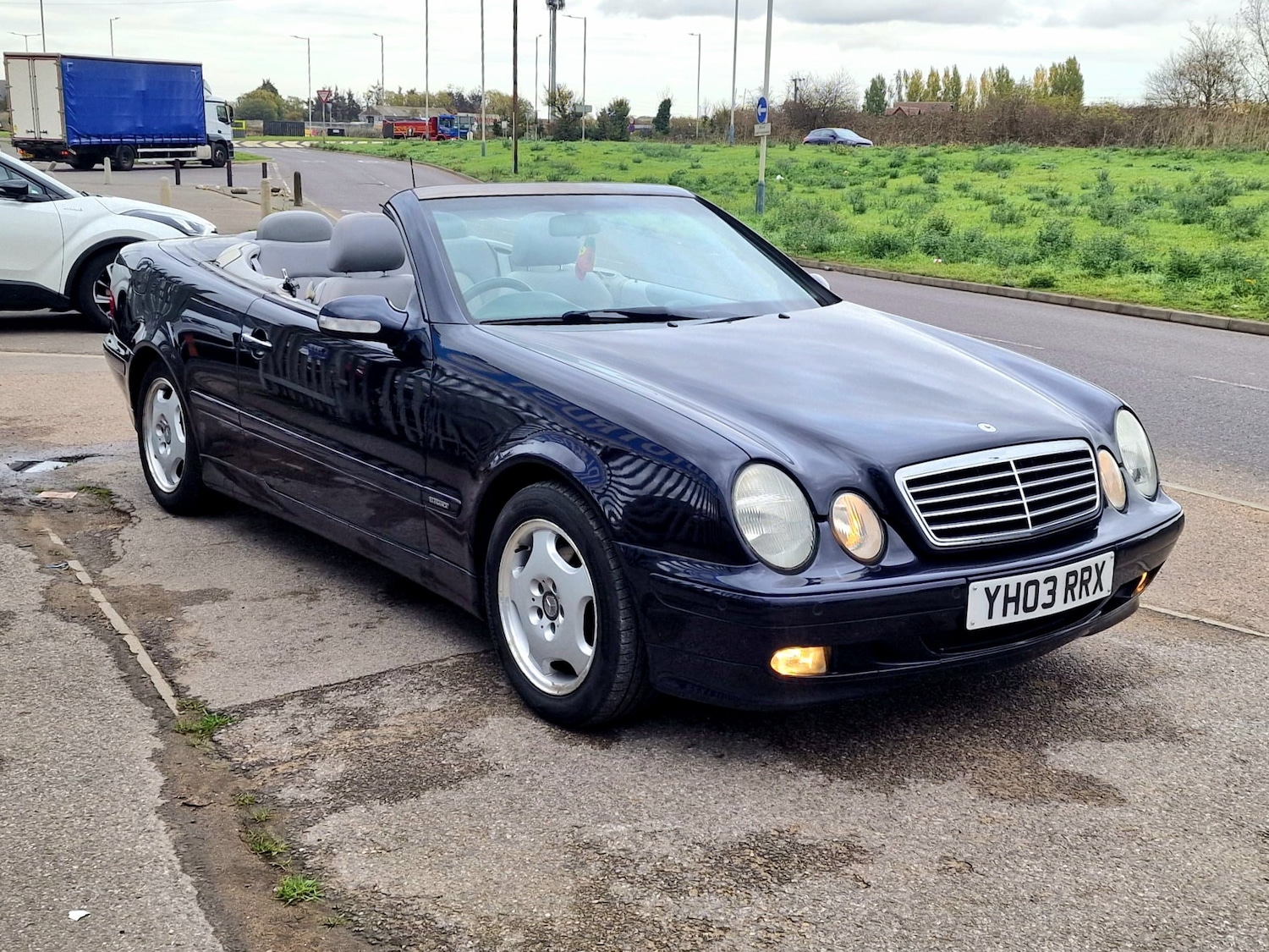 Used Mercedes-Benz CLK 2003 for sale - 76444368: Photo 4