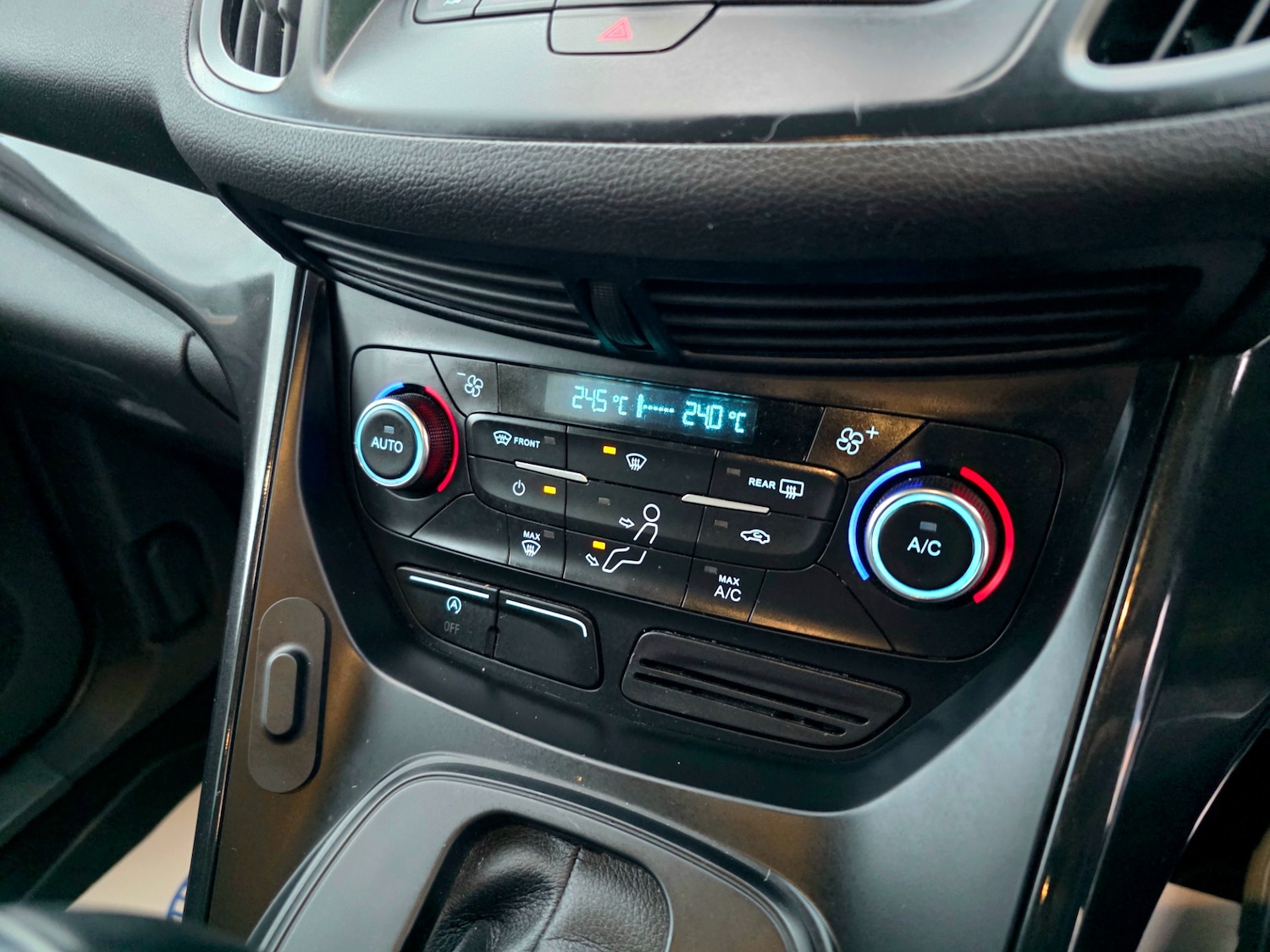 Used Ford Kuga 2018 for sale - 76650301: Photo 27