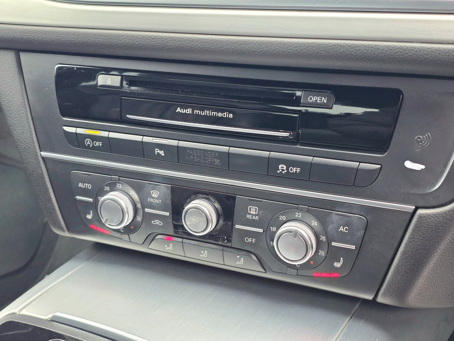 Used Audi A6 2011 for sale - 77840852: Photo 31