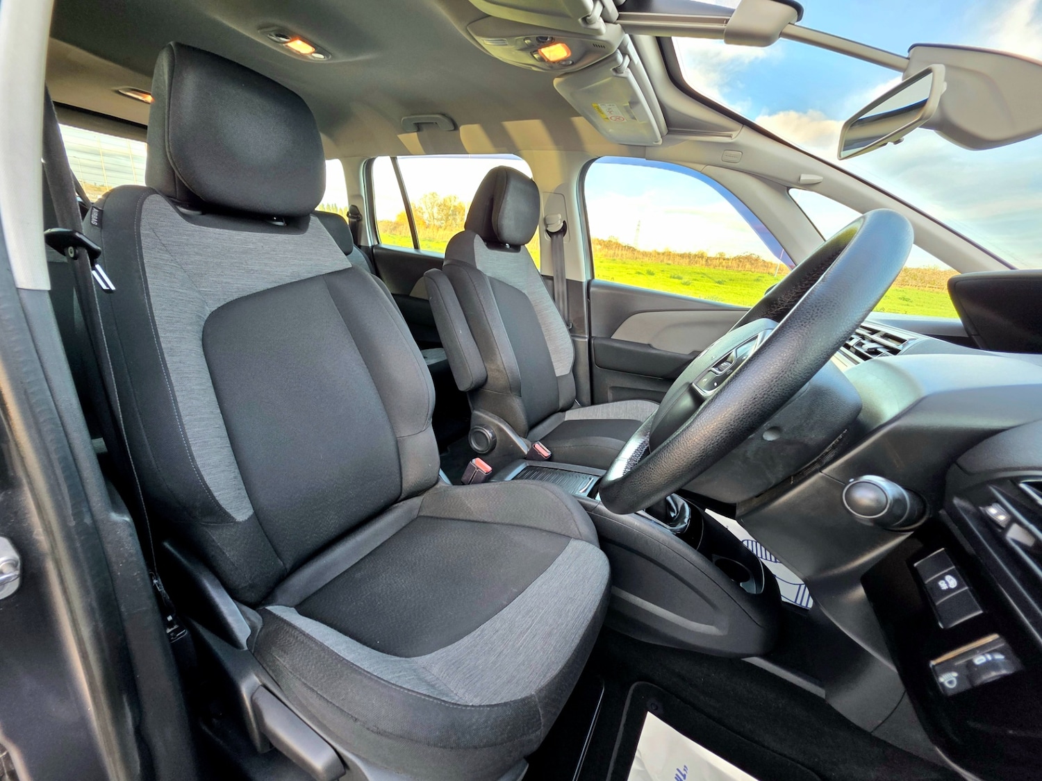 Used Citroen C4 Grand Picasso 2017 for sale - 76268838: Photo 16