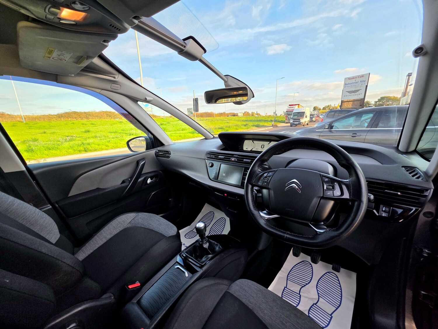 Used Citroen C4 Grand Picasso 2017 for sale - 76268838: Photo 17