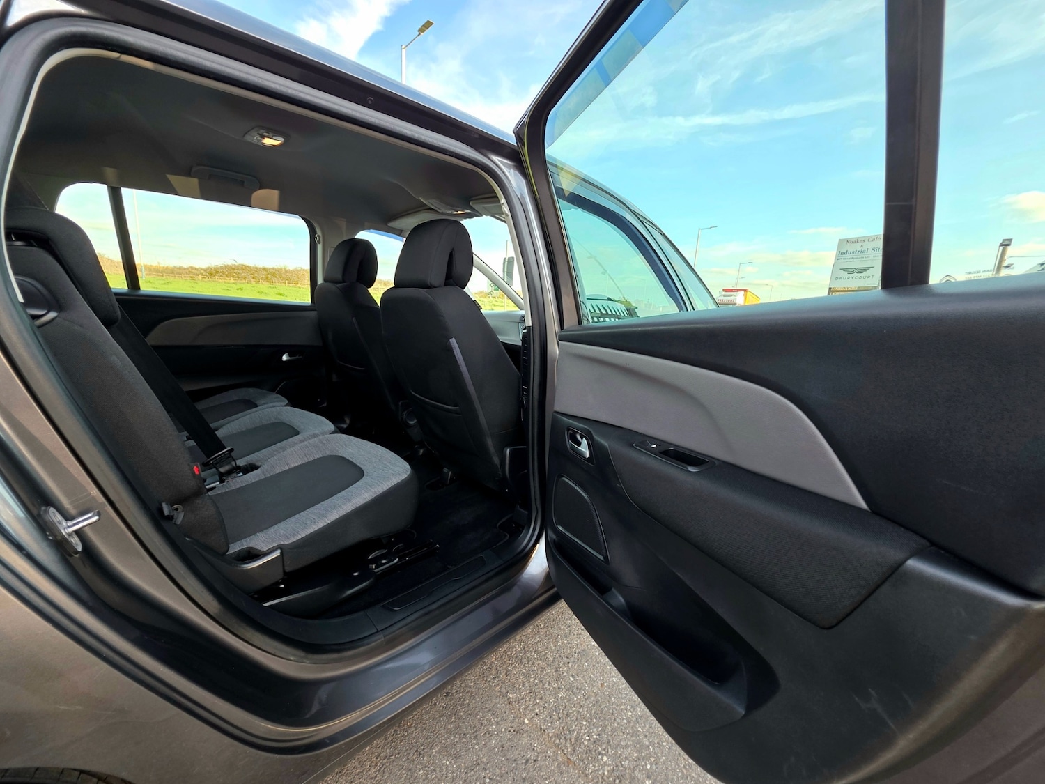 Used Citroen C4 Grand Picasso 2017 for sale - 76268838: Photo 26