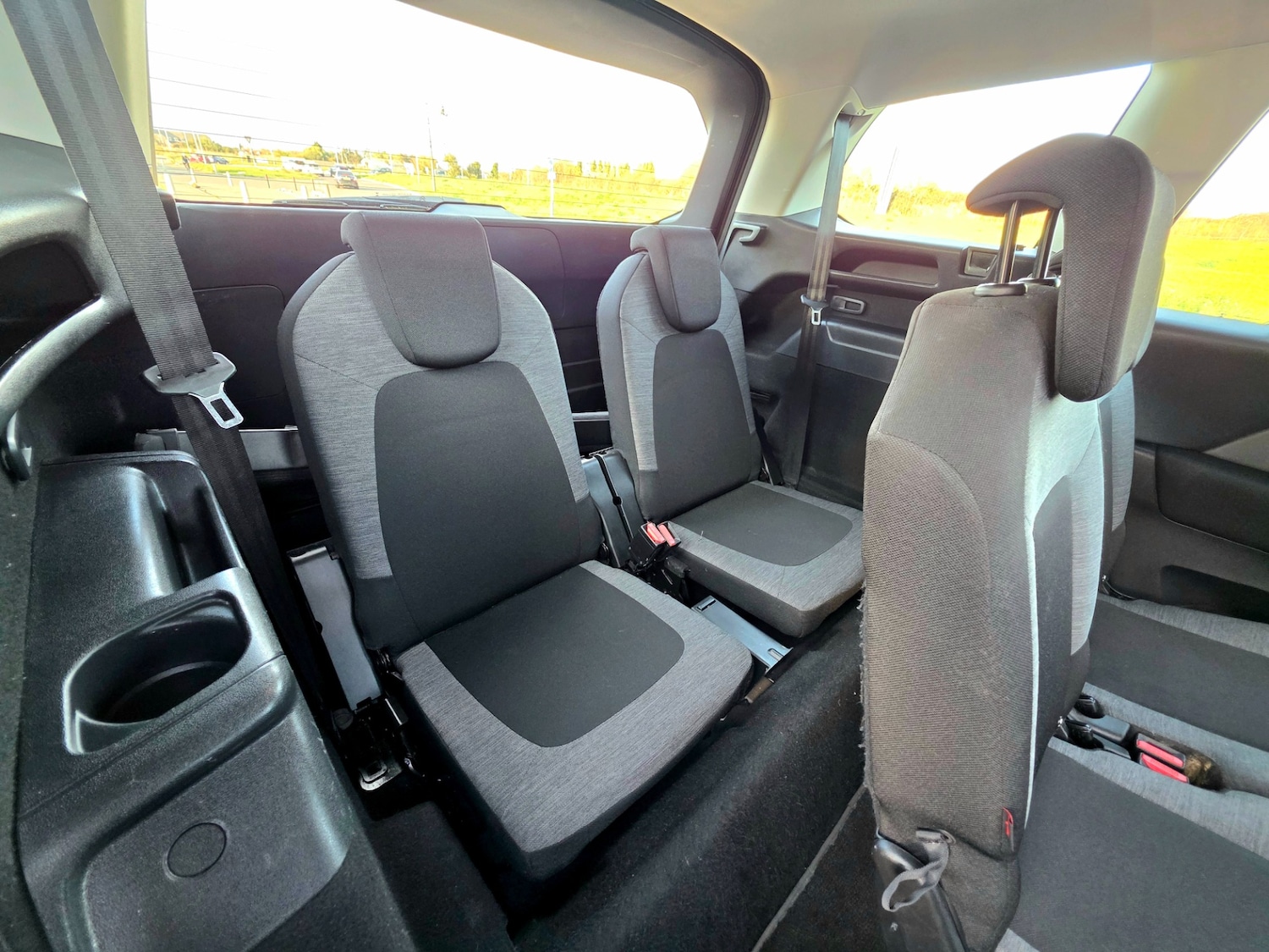 Used Citroen C4 Grand Picasso 2017 for sale - 76268838: Photo 28