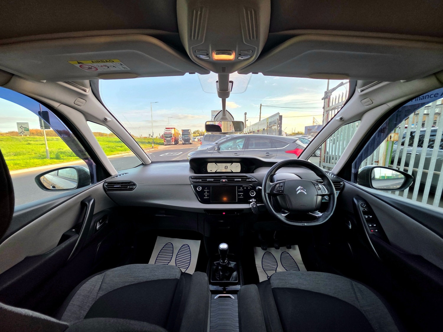 Used Citroen C4 Grand Picasso 2017 for sale - 76268838: Photo 29