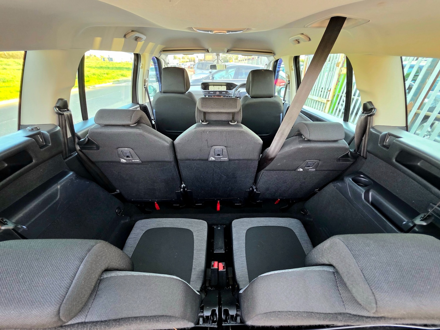 Used Citroen C4 Grand Picasso 2017 for sale - 76268838: Photo 33