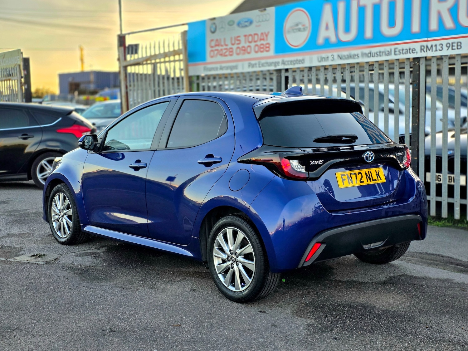 Used Toyota Yaris 2022 for sale - 76714102: Photo 11