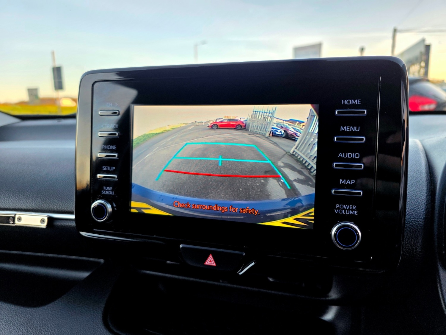 Used Toyota Yaris 2022 for sale - 76714102: Photo 26