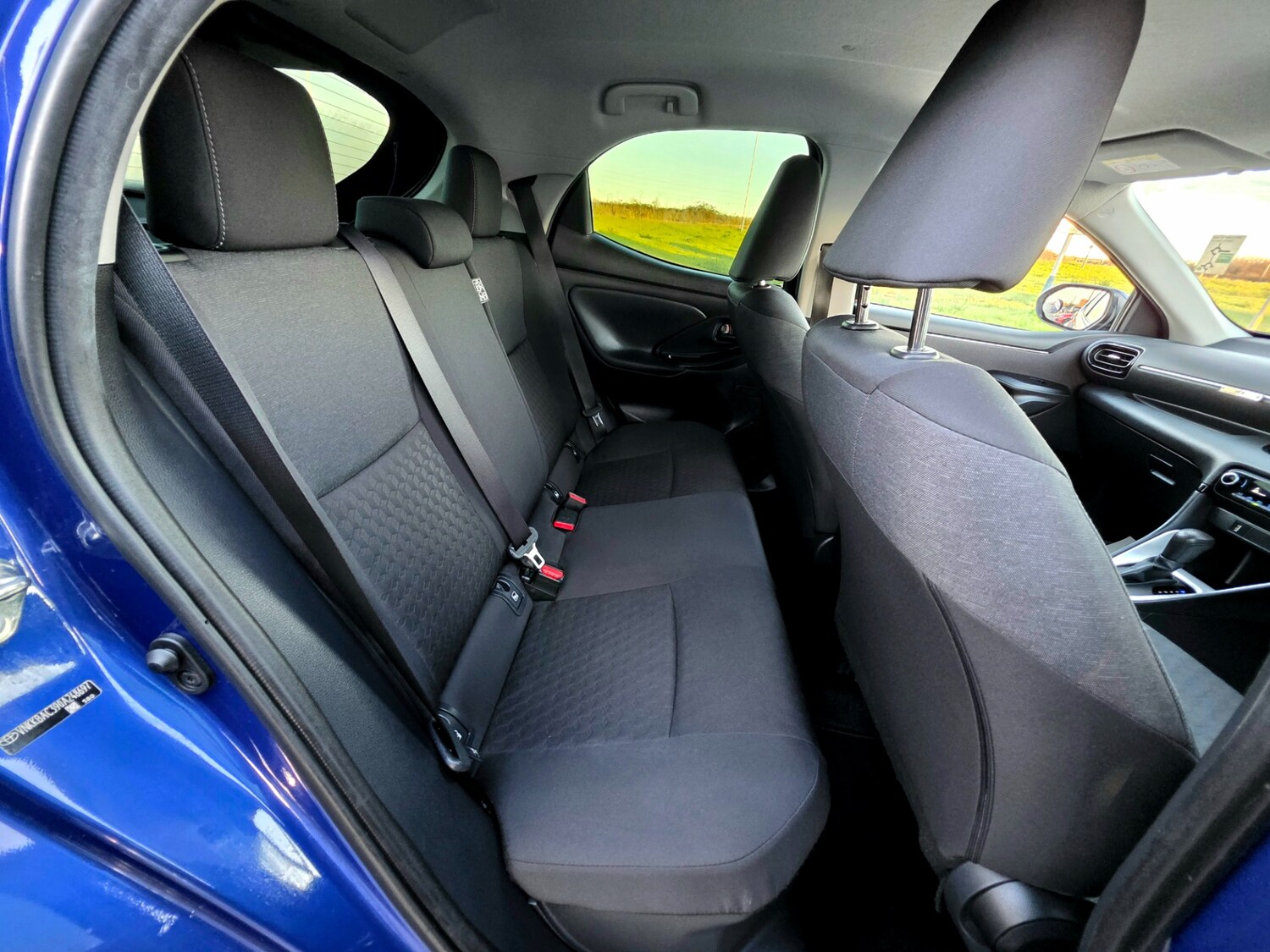 Used Toyota Yaris 2022 for sale - 76714102: Photo 29