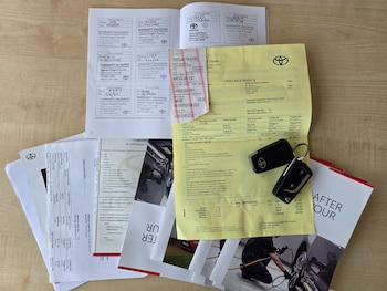 Used Toyota Yaris 2022 for sale - 76714102: Photo