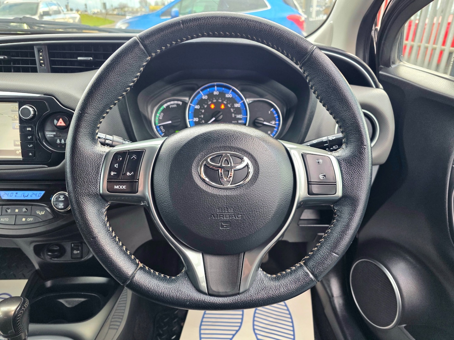 Used Toyota Yaris 2015 for sale - 77310898: Photo 19