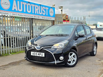 Used Toyota Yaris 2015 for sale - 77310898: Photo