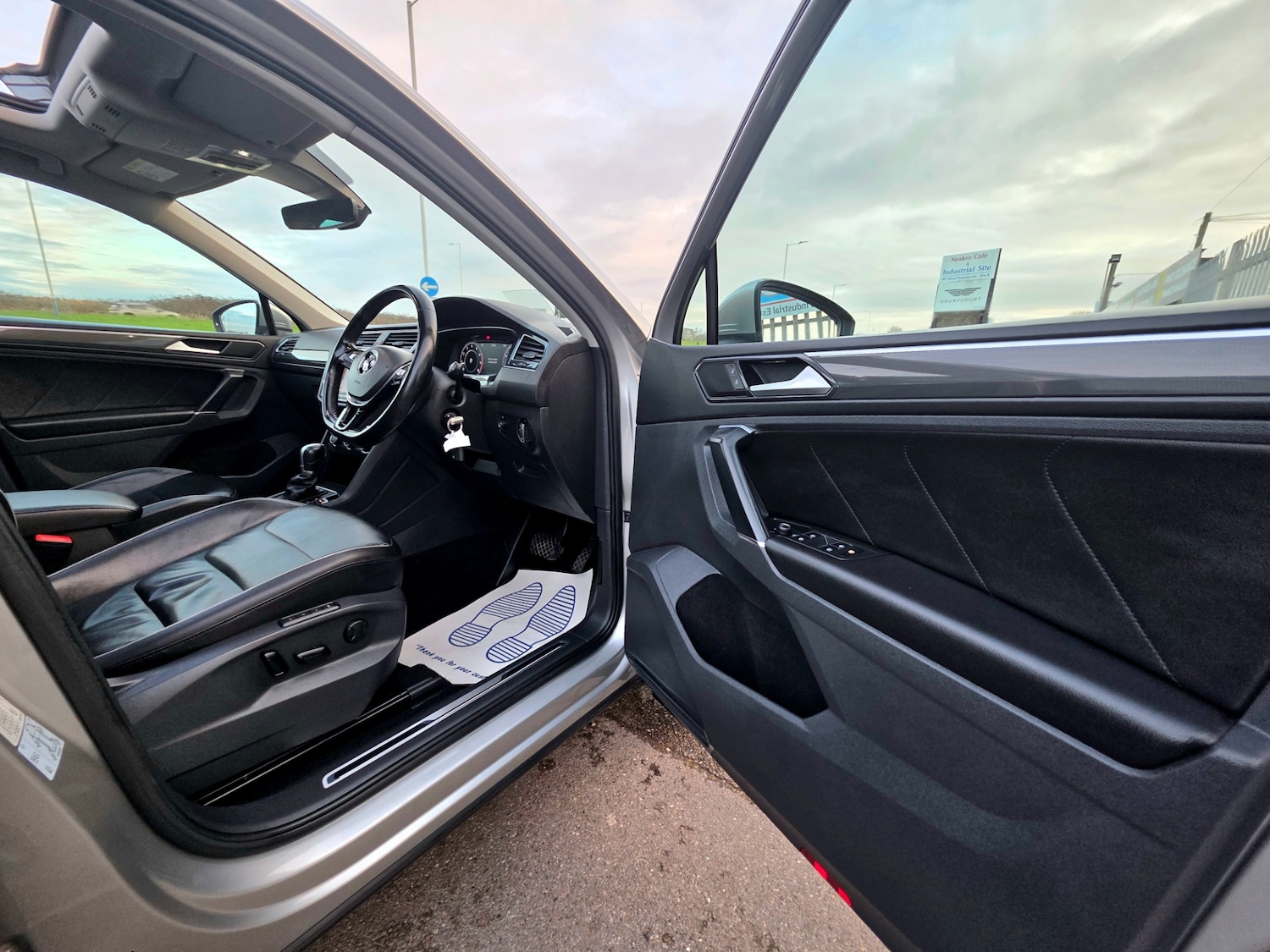 Used Volkswagen Tiguan 2017 for sale - 77229170: Photo 19