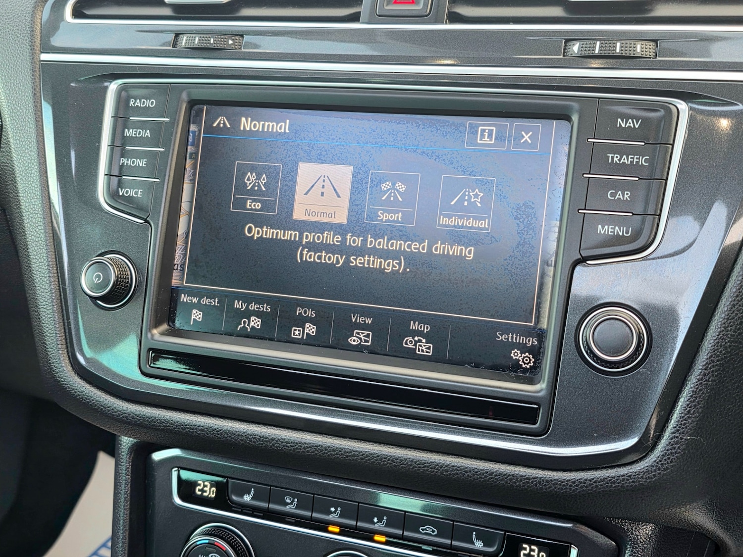 Used Volkswagen Tiguan 2017 for sale - 77229170: Photo 33