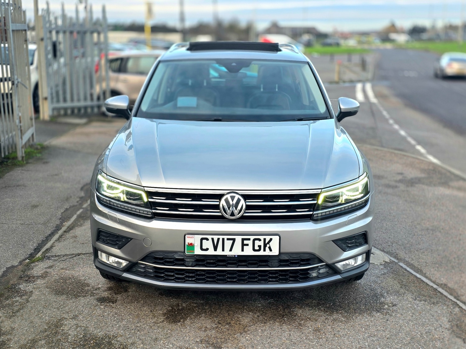 Used Volkswagen Tiguan 2017 for sale - 77229170: Photo 7