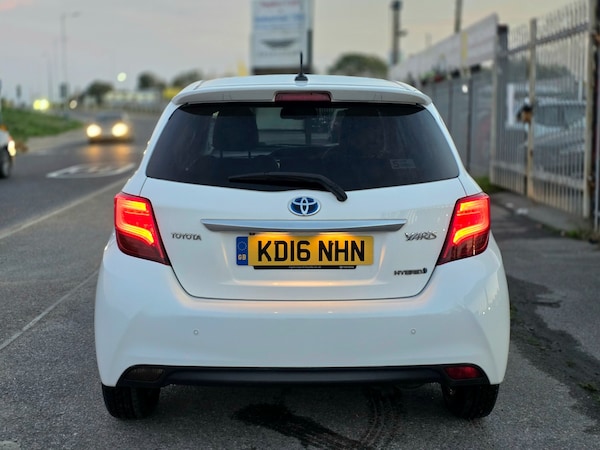 Used Toyota Yaris 2016 for sale - 76269560: Photo 11