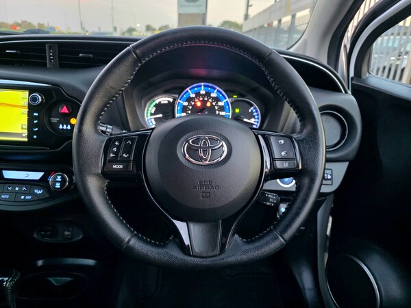 Used Toyota Yaris 2016 for sale - 76269560: Photo 19