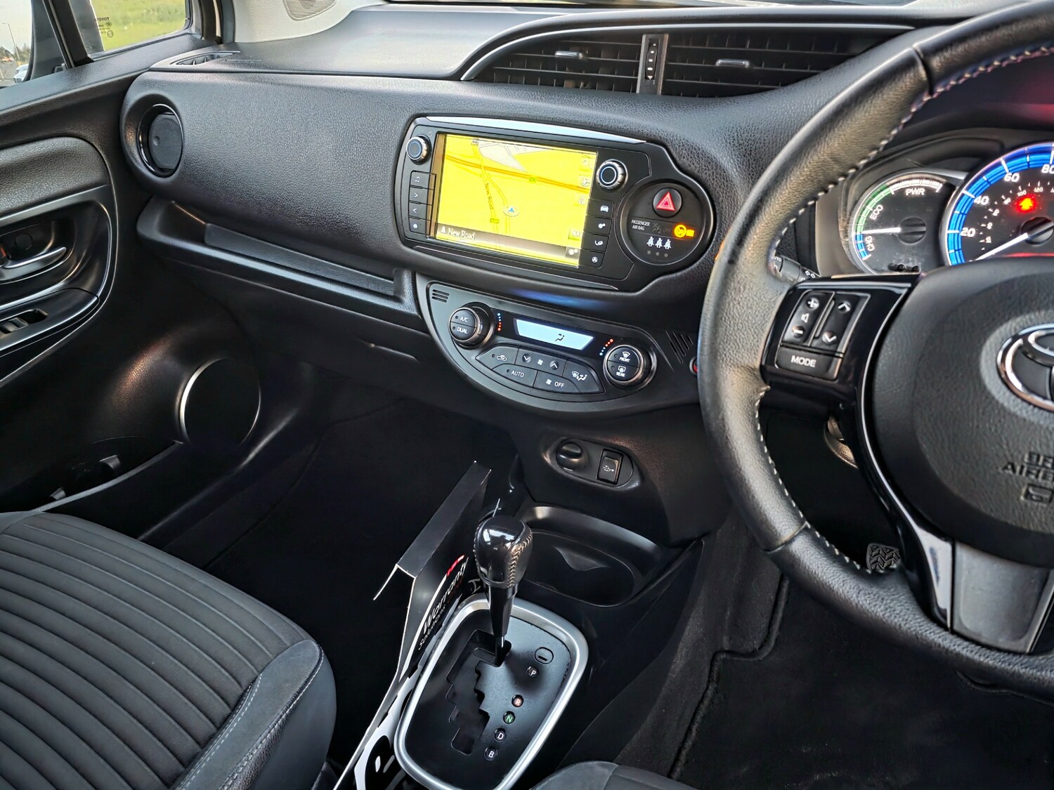 Used Toyota Yaris 2016 for sale - 76269560: Photo 21