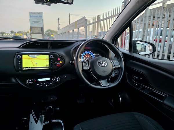 Used Toyota Yaris 2016 for sale - 76269560: Photo 28
