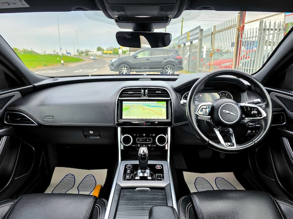 Used Jaguar XE 2019 for sale - 74418475: Photo 15
