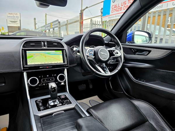 Used Jaguar XE 2019 for sale - 74418475: Photo 16