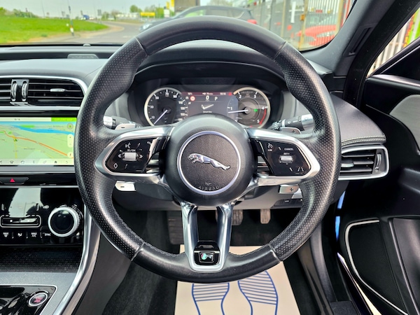 Used Jaguar XE 2019 for sale - 74418475: Photo 25