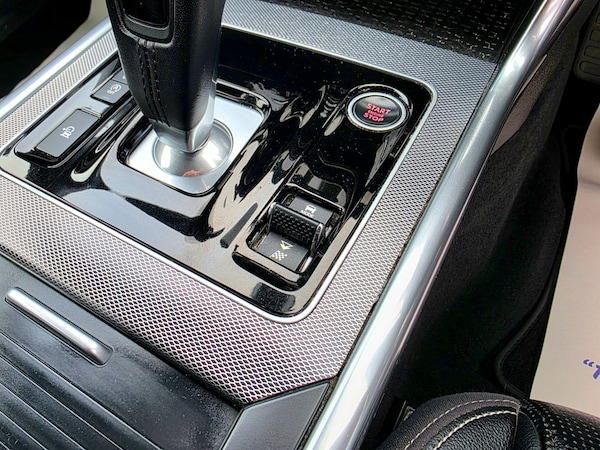 Used Jaguar XE 2019 for sale - 74418475: Photo 31