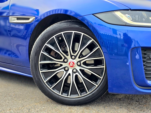Used Jaguar XE 2019 for sale - 74418475: Photo 41