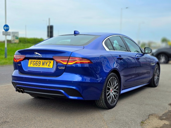 Used Jaguar XE 2019 for sale - 74418475: Photo 6