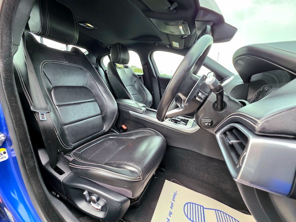 Used Jaguar XE 2019 for sale - 74418475: Photo 7