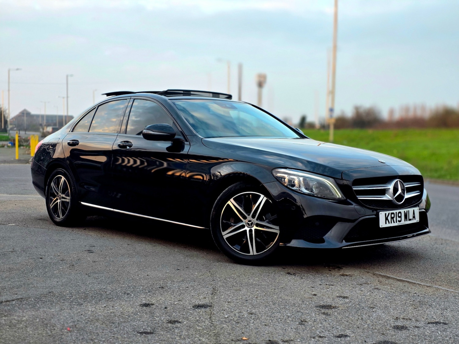 Used Mercedes-Benz C Class 2019 for sale - 77841241: Photo 10