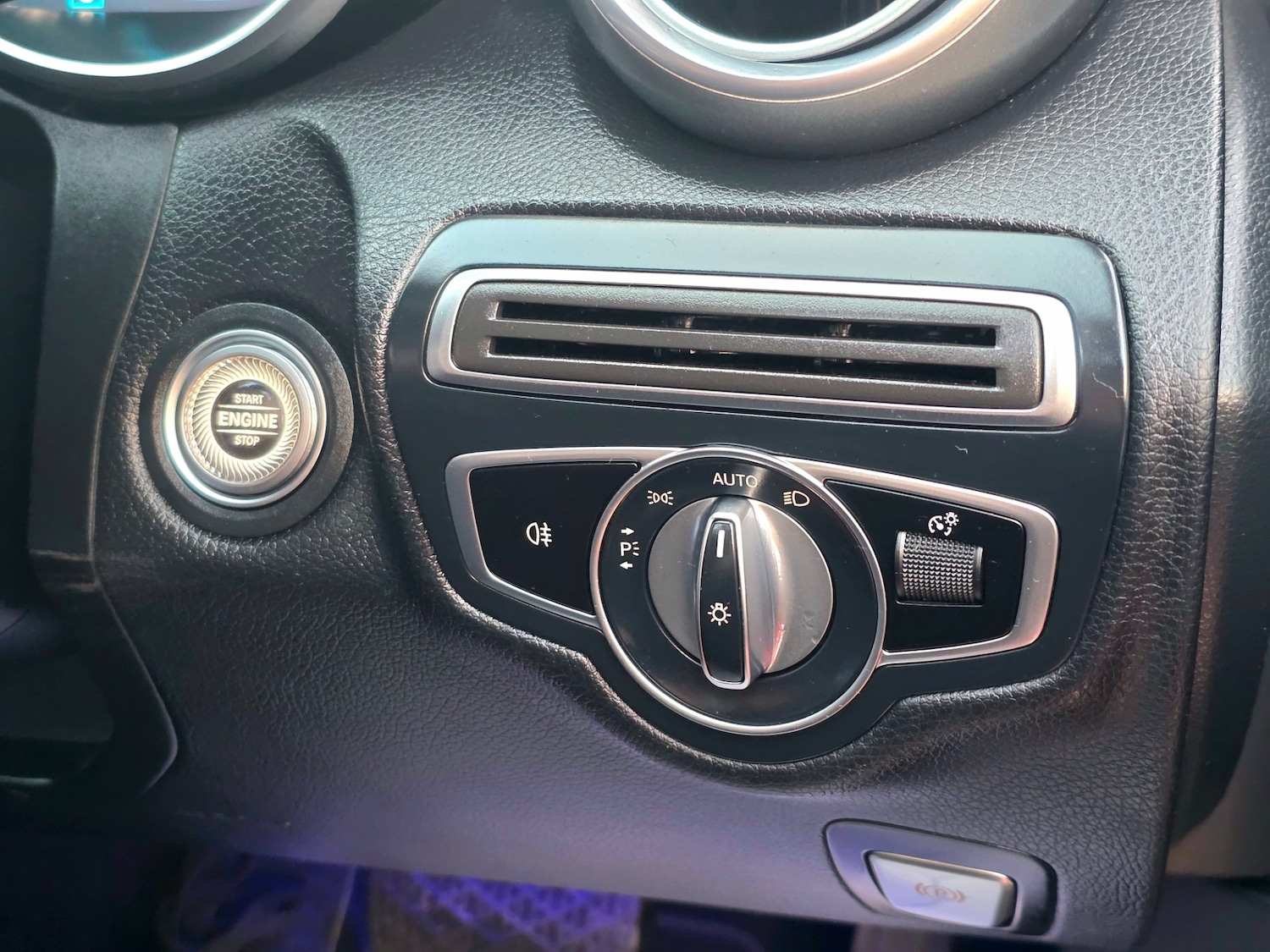 Used Mercedes-Benz C Class 2019 for sale - 77841241: Photo 48