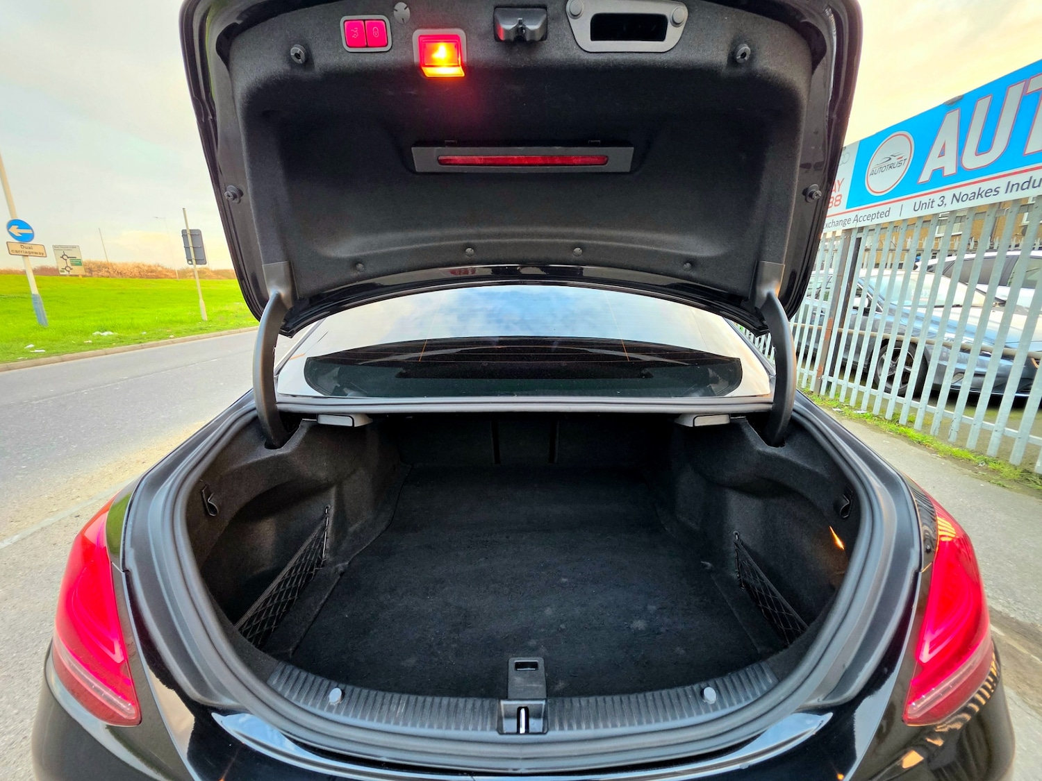 Used Mercedes-Benz C Class 2019 for sale - 77841241: Photo 49