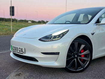 Used Tesla Model 3 2019 for sale - 79121904: Photo