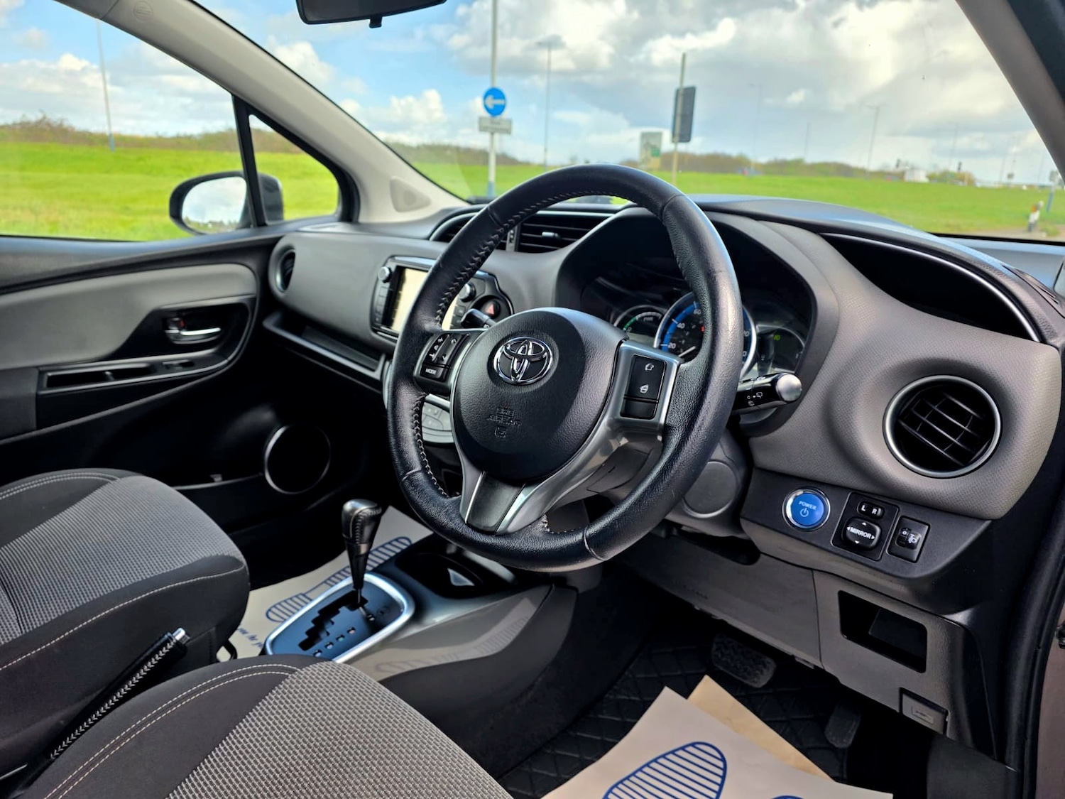 Used Toyota Yaris 2015 for sale - 78077583: Photo 13