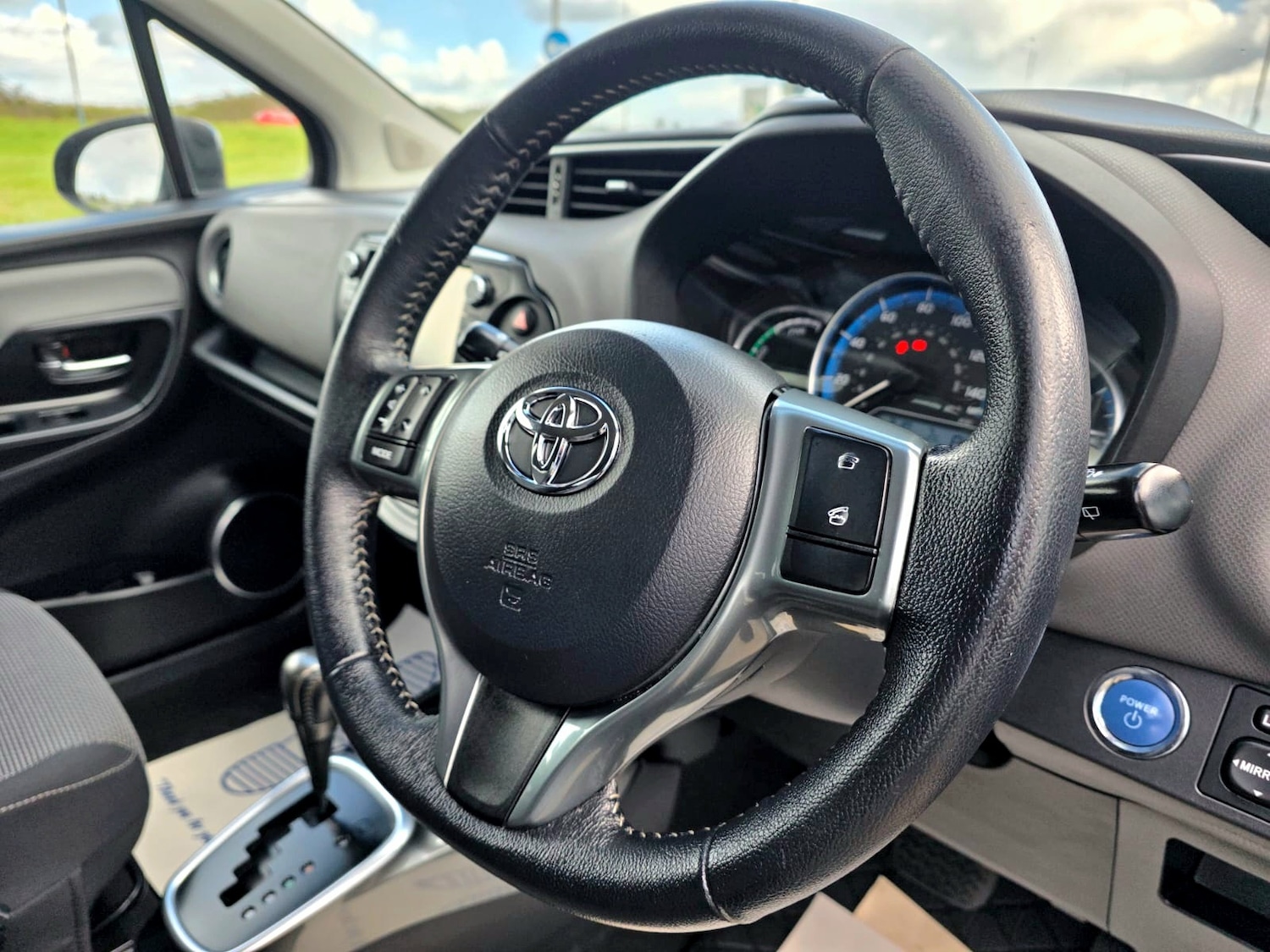 Used Toyota Yaris 2015 for sale - 78077583: Photo 15