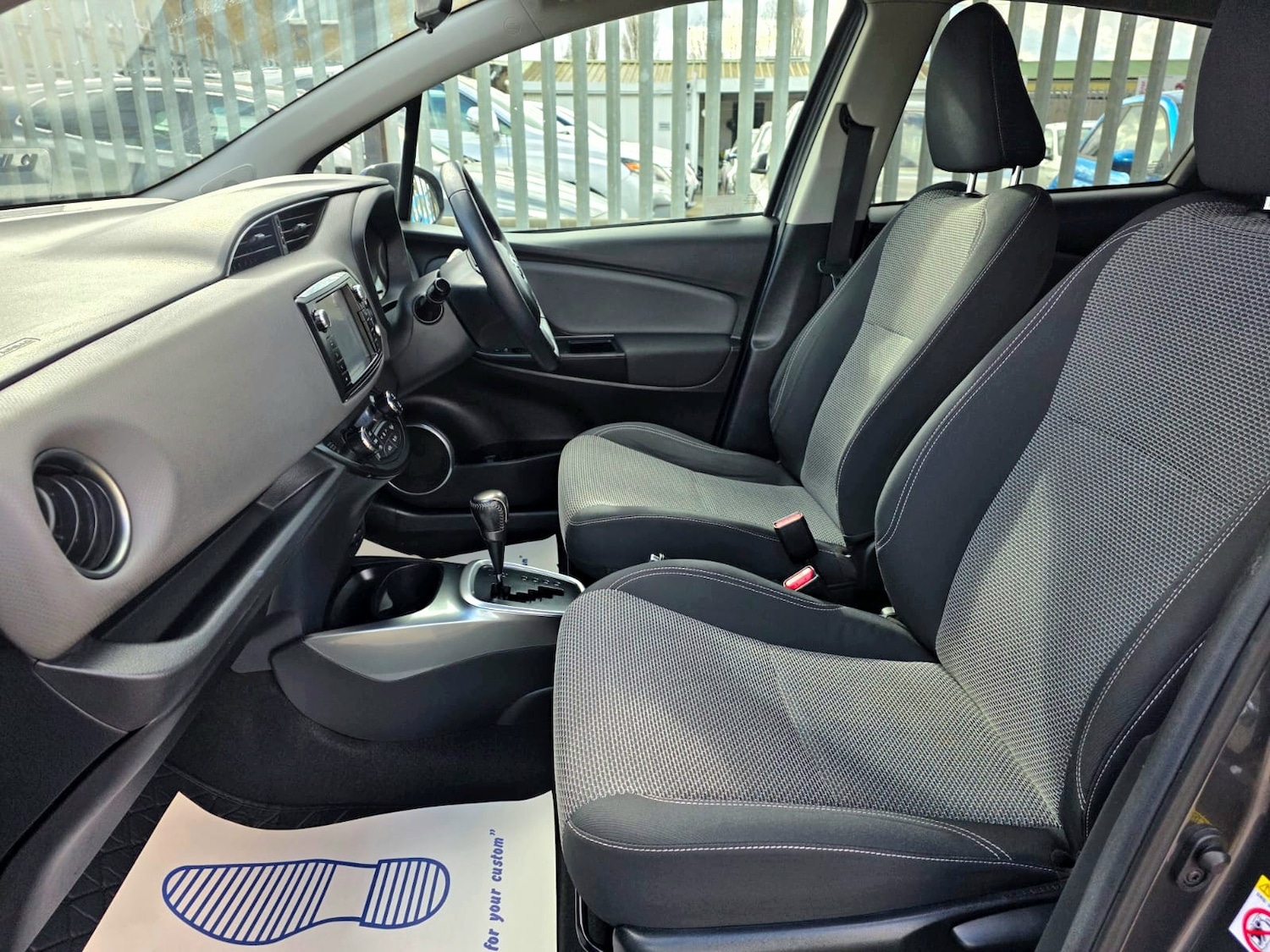 Used Toyota Yaris 2015 for sale - 78077583: Photo 24