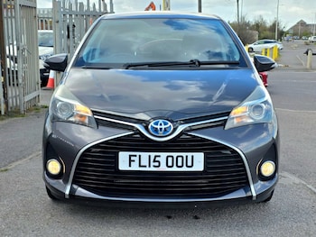 Used Toyota Yaris 2015 for sale - 78077583: Photo