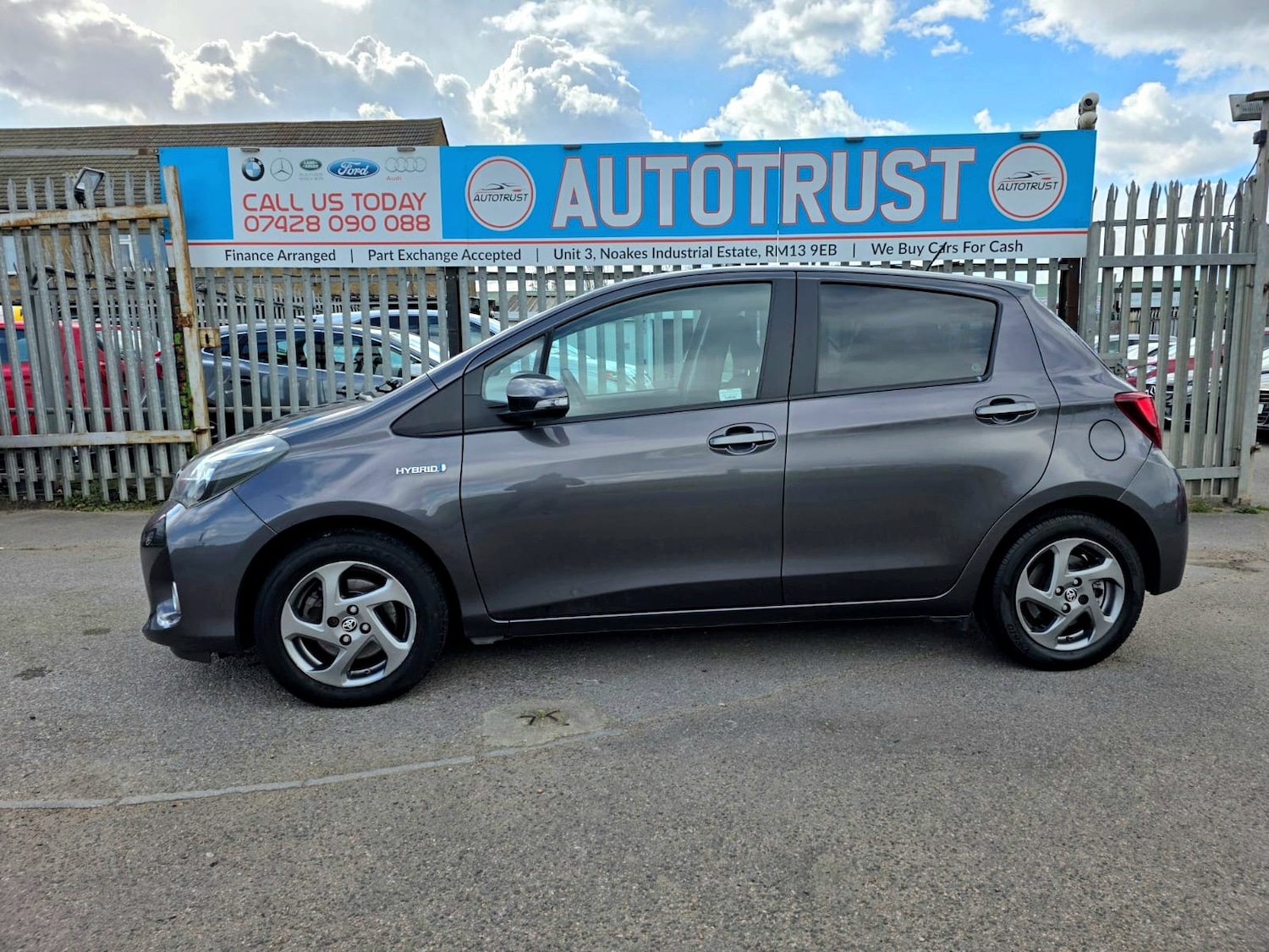 Used Toyota Yaris 2015 for sale - 78077583: Photo 9