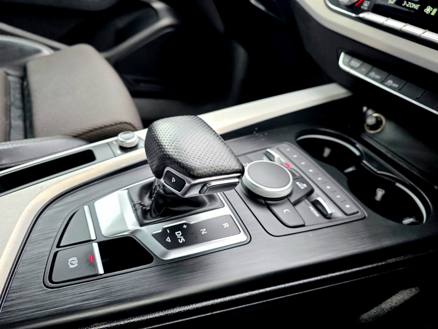 Used Audi A4 2016 for sale - 76497160: Photo 23