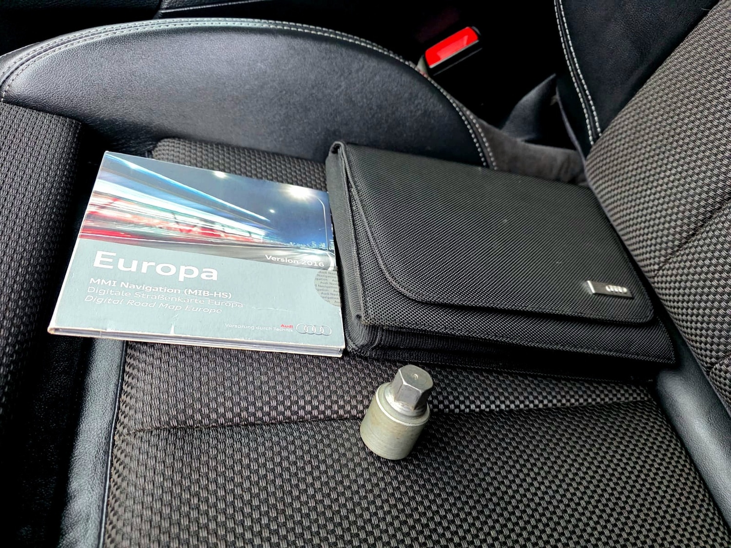 Used Audi A4 2016 for sale - 76497160: Photo 31