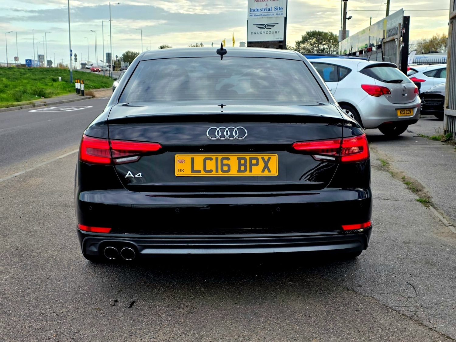 Used Audi A4 2016 for sale - 76497160: Photo 6